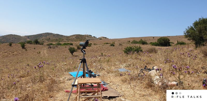 long range hunting rifles training on open fields
